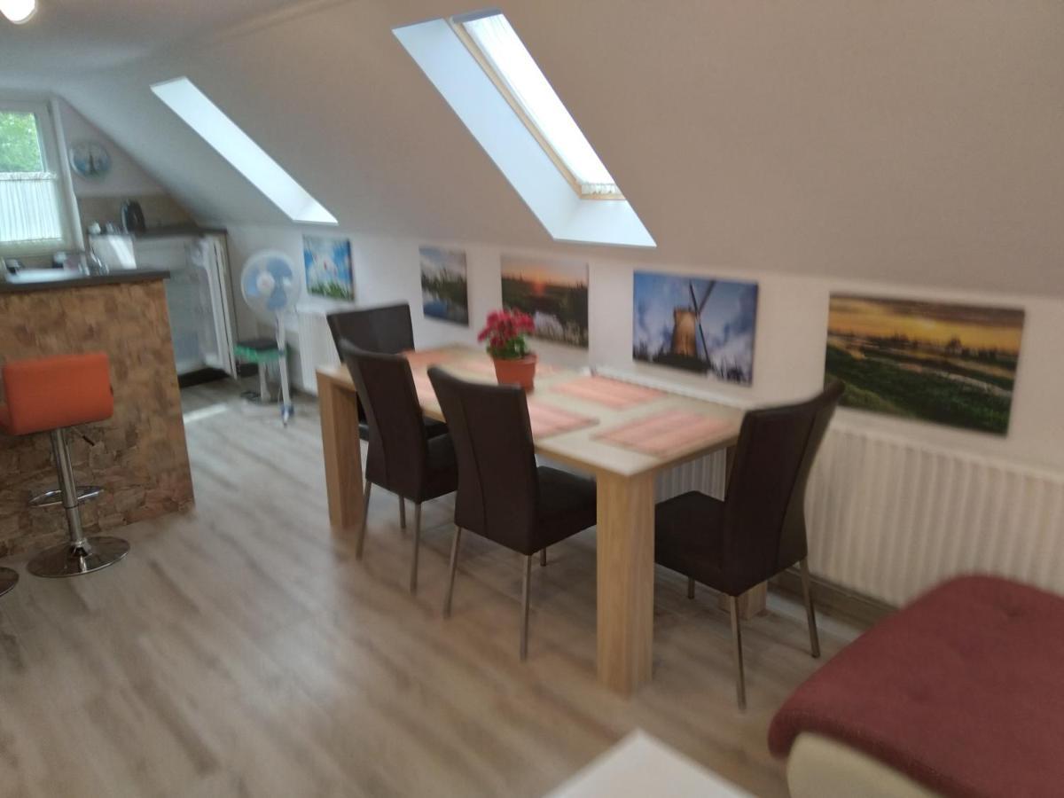 Raza Soarelui Apartament De Lux Совата Екстер'єр фото